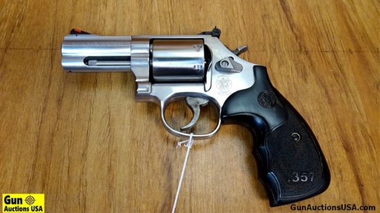 S&W 686-6 .357 MAGNUM Revolver. Excellent  Condition. 3" Barrel. Shiny Bore, Tight Action All  Stain
