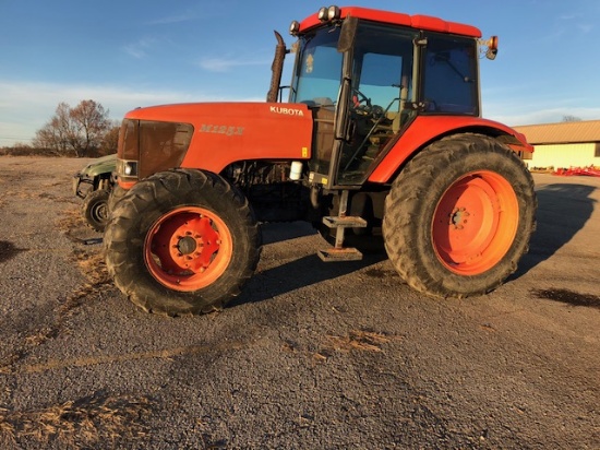 Kubota M125X Tractor