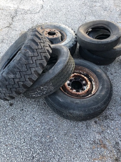 7 Tires / 2 rims