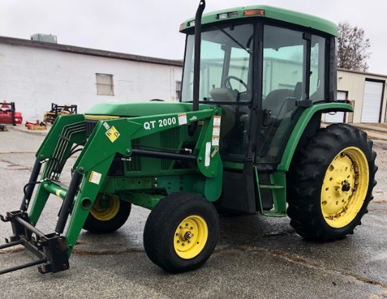 John Deere 6400 Tractor w/ Loader