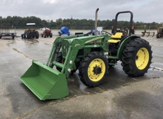5105 John Deere Tractor w/ Loader