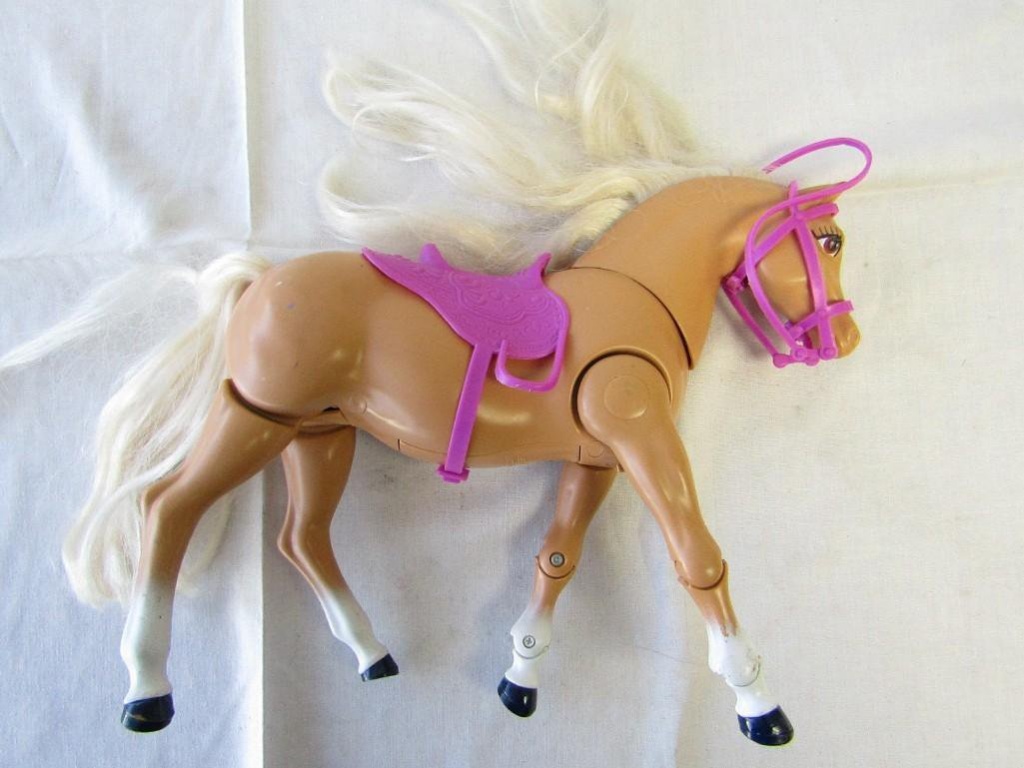 walking horse toy barbie