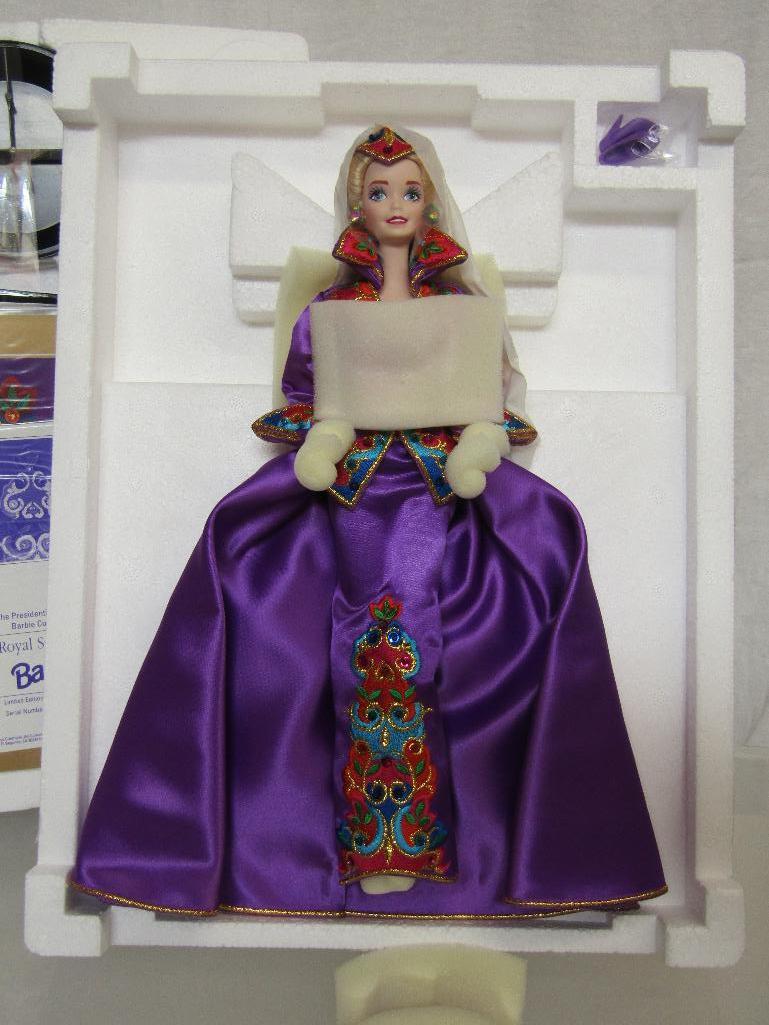バービー バービー人形 |Royal Splendor PORCELAIN BARBIE Doll SIGNED