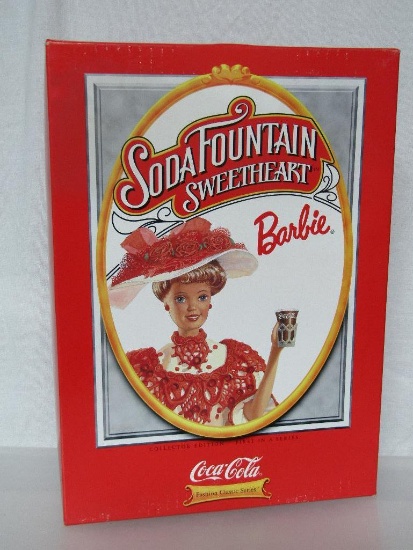 1996 Soda Fountain Sweetheart Coca-Cola Barbie Doll. Collector Edition. 1st In Fashion Classic Serie