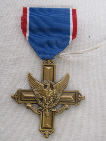 US World War II Army Distinguished Service Cross Decoration.