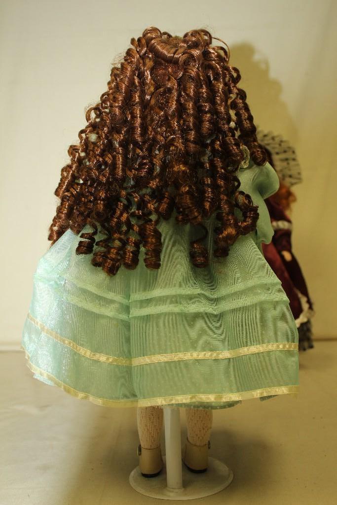 Court of Dolls Porcelain Doll 18
