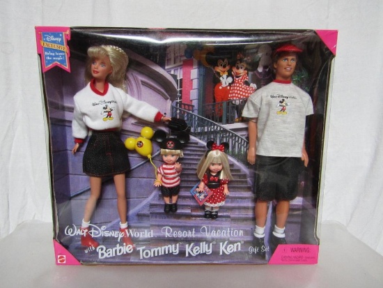 Barbie Doll Gift Set. 1998 Walt Disney World Resort Vacation w/Barbie, Tommy, Kelly, Ken. New In Box