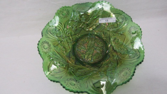 Mburg 10" rad green Holly Whirl ruffled bowl