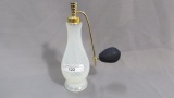 Fenton swirl optic atomizer bottle