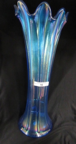 Northwood 14" sapphire Thin Rib mid-size vase