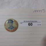 1944 Gen McArthur button