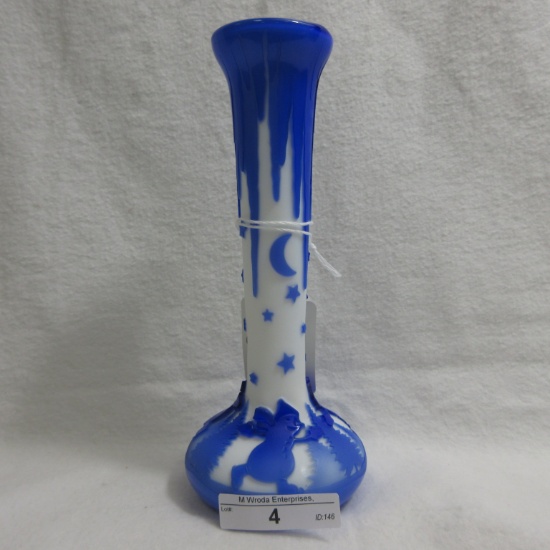 Chris Crpenter Cameo 7 3/4" bud vase-"Chilly Night"-blue/white - 2 layers/4