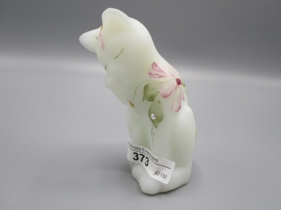 Fenton HP Grooming Cat