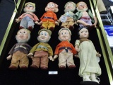 1930's set of Snow White and 7 Dwarfs Knickerbocker dolls, 2 with tags, Som