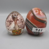 Paperweights as shown