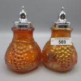 Imp Grape salt pepper set