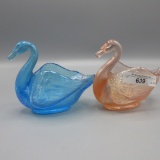 2 pastel swans