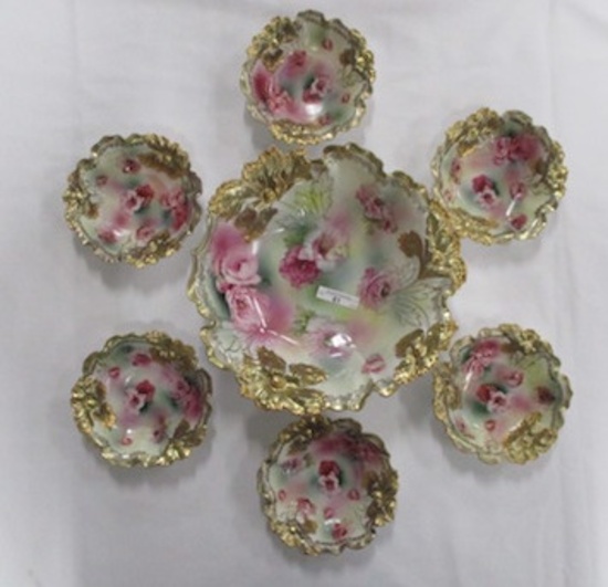 RS Prussia Carnation Mold 7-piece Berry Set with Gold Carnations and Water