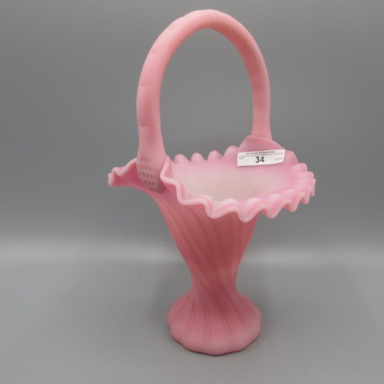 Fenton pink satin11" basket