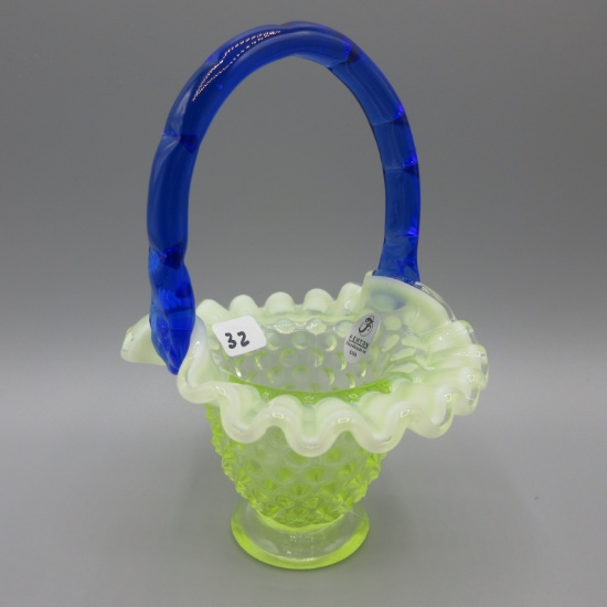 Fenton Vas. Hobnail mini basket w/cobalt handle 6.5"