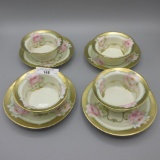 MV & Co. Prussia 4 floral ramkins w/ gold border and roses