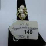 14K gold ring w/3 pearls, size 8