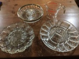 PyrexMeasure,Glass Egg dishes,Divided dish