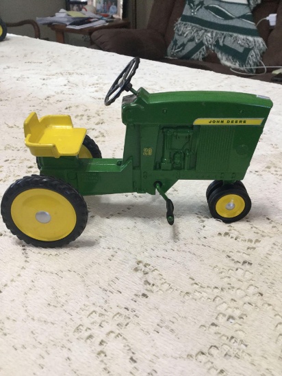 John Deere 20 pedal tractor toy