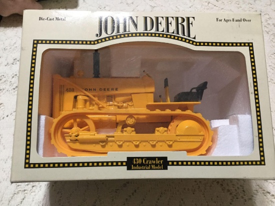 John Deere 430 Crawler