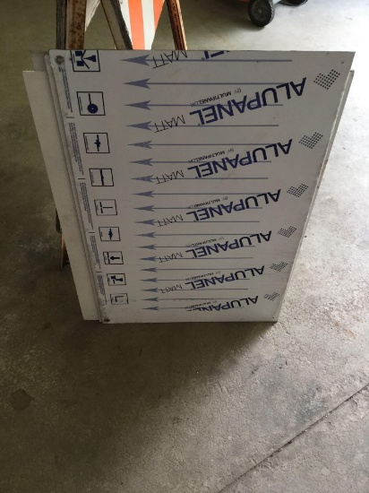 Sign lot