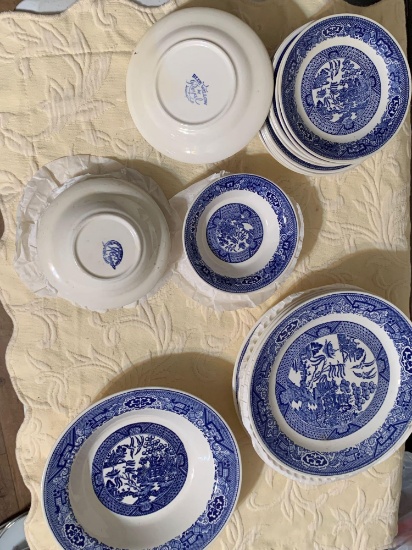 Blue Willow Dinner Ware