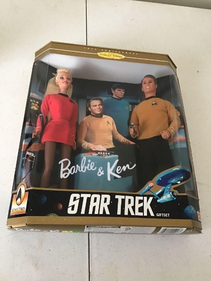 Star Trek Barbie and Ken gift set