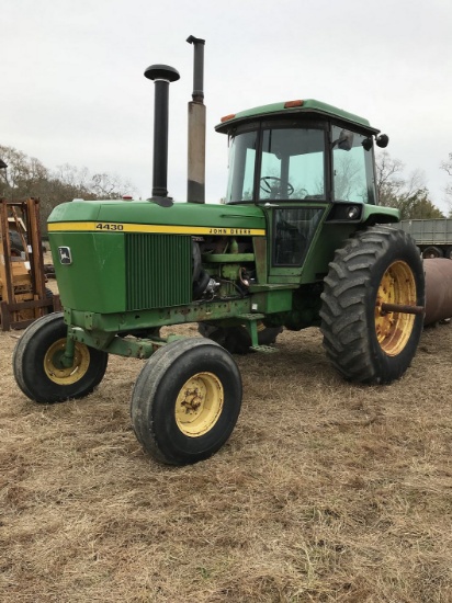JD 4430 cab and air, power shift, dual remotes