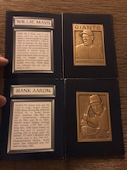 Topps Legends of the 60's WILLIE MAYS - GIANTS- HANK AARON Gold Cards