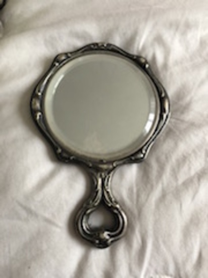 HAND MIRROR Vintage