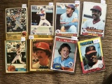 BASEBALL CARDS LOT