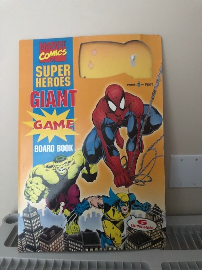 Marvel Comics Super Heroes Giant Comic