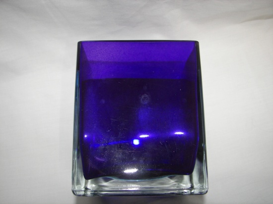 BLUE SQUARE GLASS