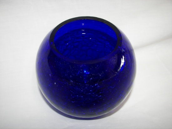 BLUE CRACKED GLASS CANDLE HOLDER