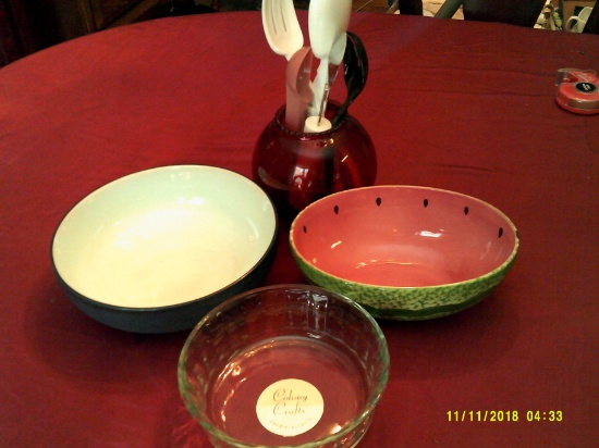 VARIOUS BOWLS AND COOKING UTENSILS