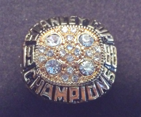 1988 EDMONTON OILERS STANLEY CUP RING REPLICA WAYNE GRETSKY