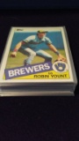 1984 TOPPS BASEBALL ROBIN YOUNT #340 CARD LOT OF 25 CARDS LO