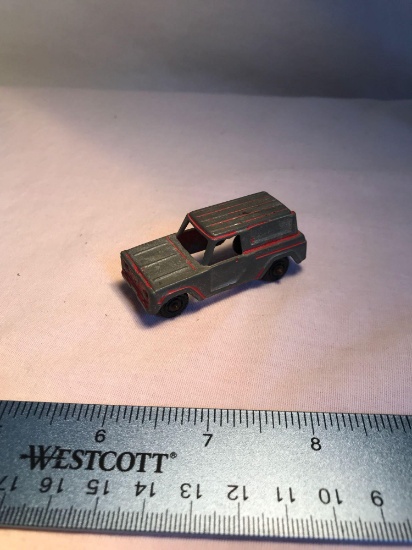 Red 2.25" Tootsietoy Car Chicago
