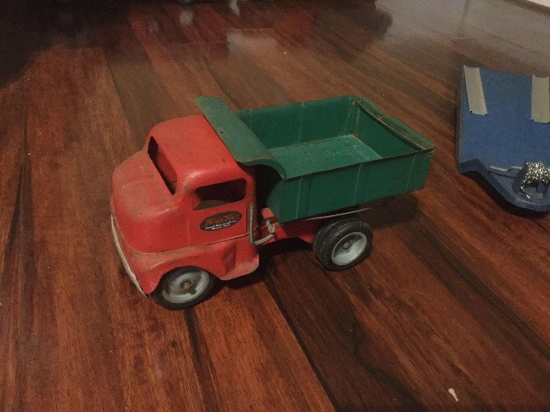 Vintage 1940s Tonka Toys Dump Truck 12?