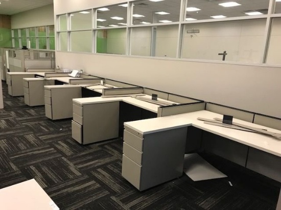 5 station low-wall cubicle system woth 60 in desks and 30 in returns