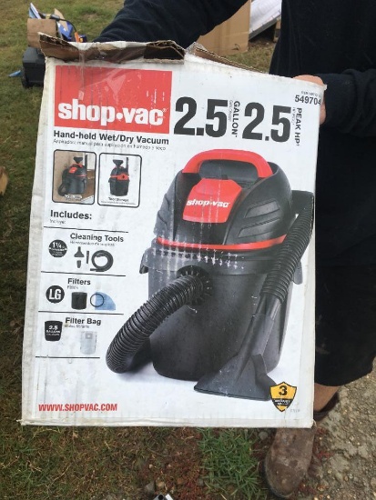 Shop Vac- 2.5 Gallon