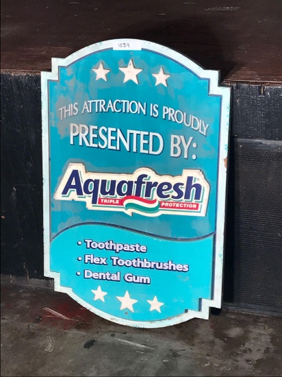 Aquafresh sign