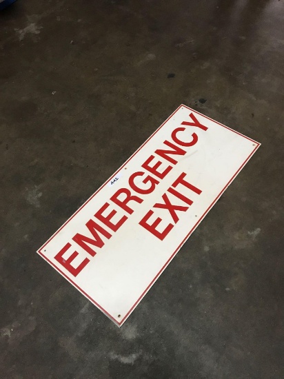Emergency exit 1ft 6in x 3ft 4 in plastic sign