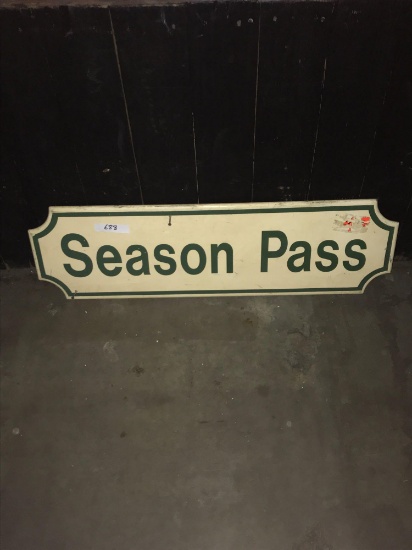 Season Pass sign