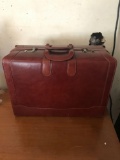 Vintage leather American Tourister Suitcase